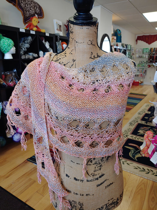 Tops, tees and lightweight shawls