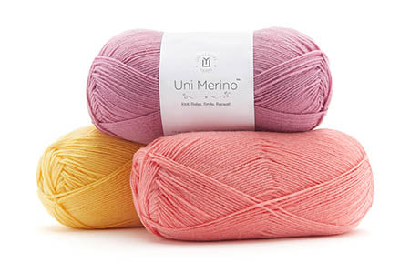 Uni Merino fingering yarn